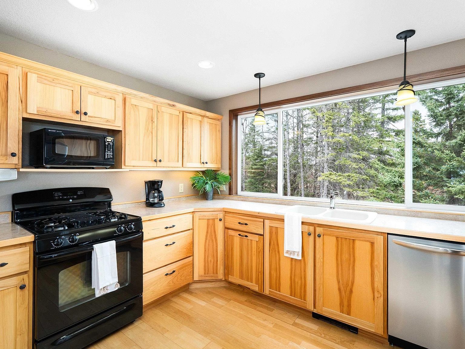 The guest wing kitchen